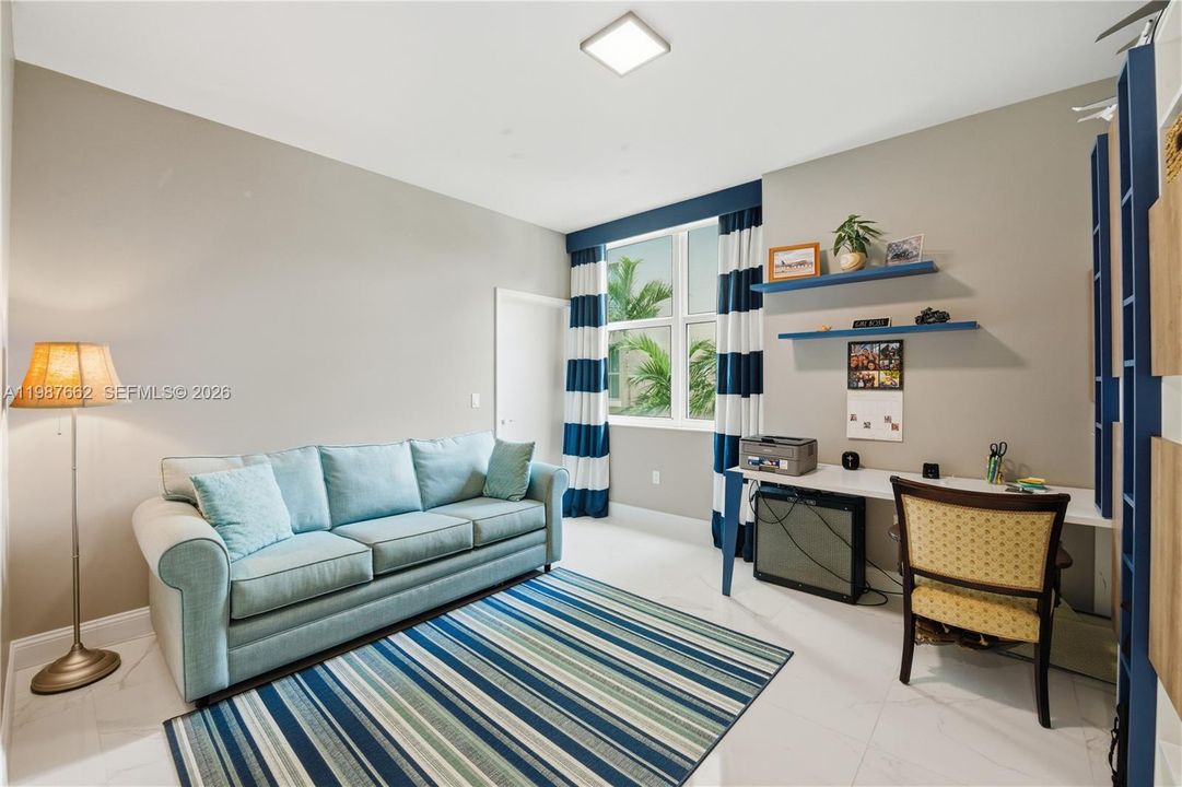 For Sale: $789,000 (3 beds, 2 baths, 1866 Square Feet)