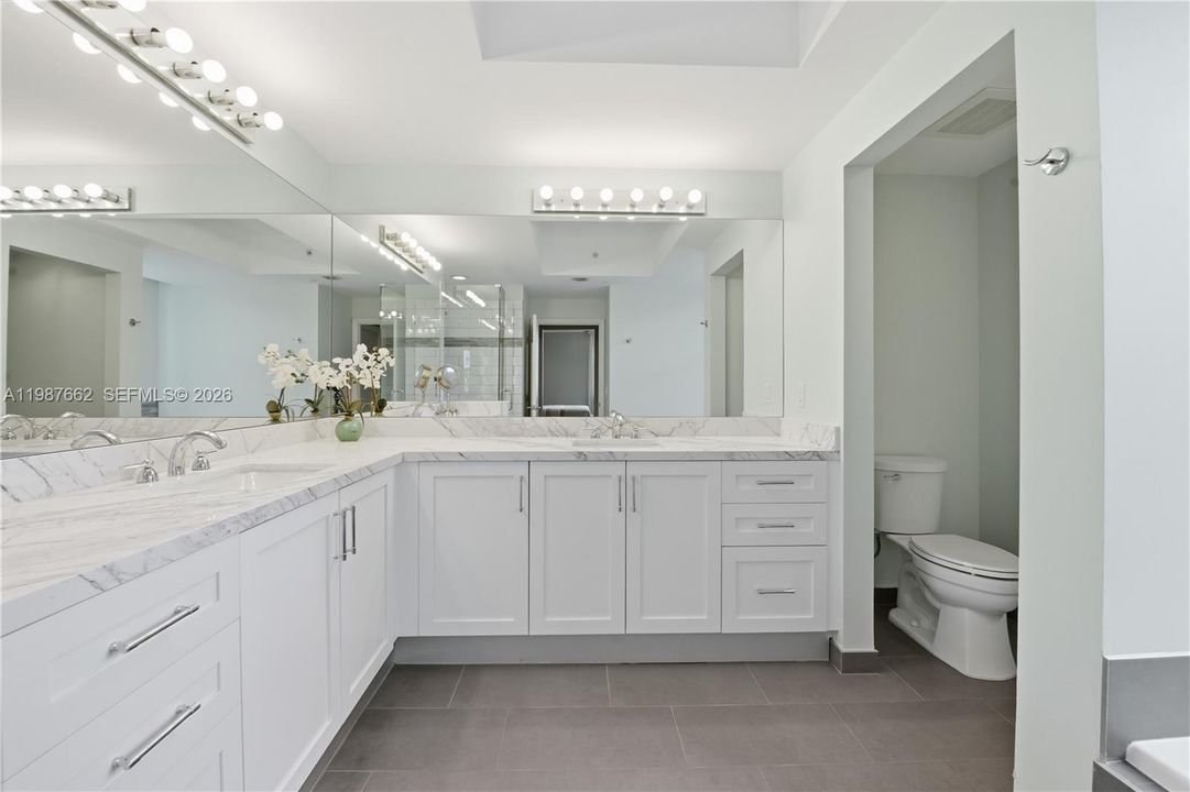 For Sale: $789,000 (3 beds, 2 baths, 1866 Square Feet)
