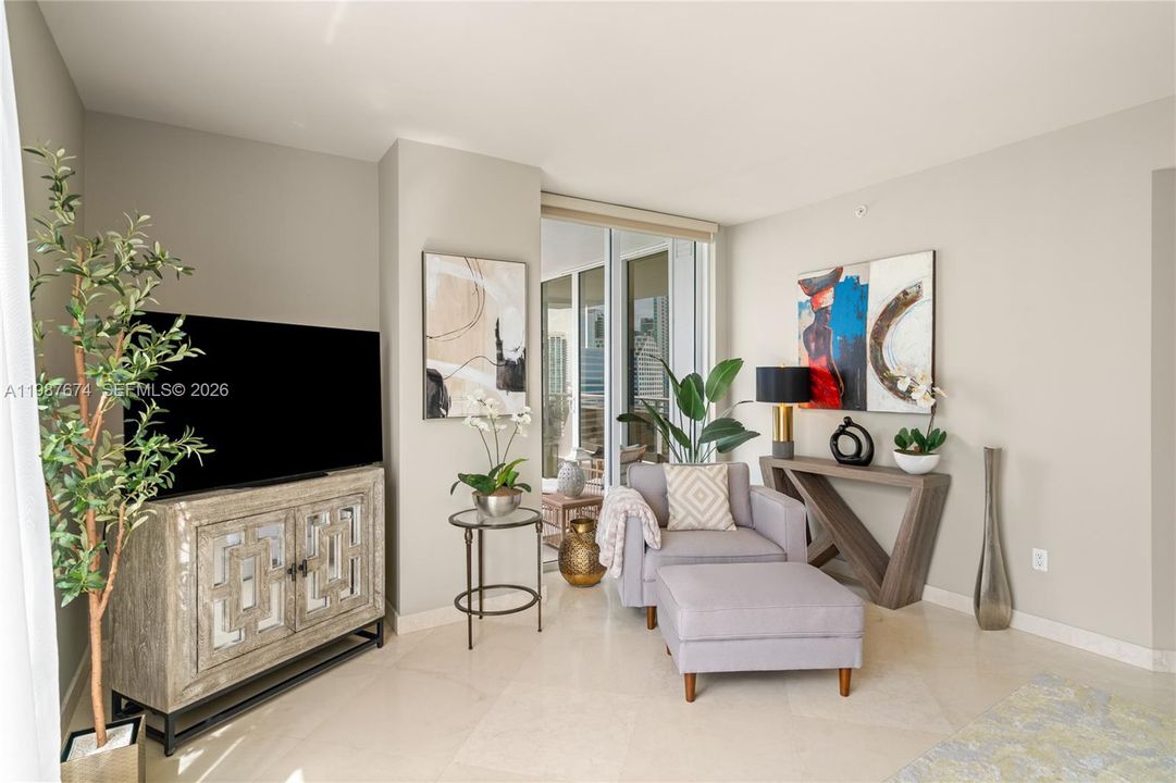 For Sale: $2,695,000 (3 beds, 3 baths, 2591 Square Feet)