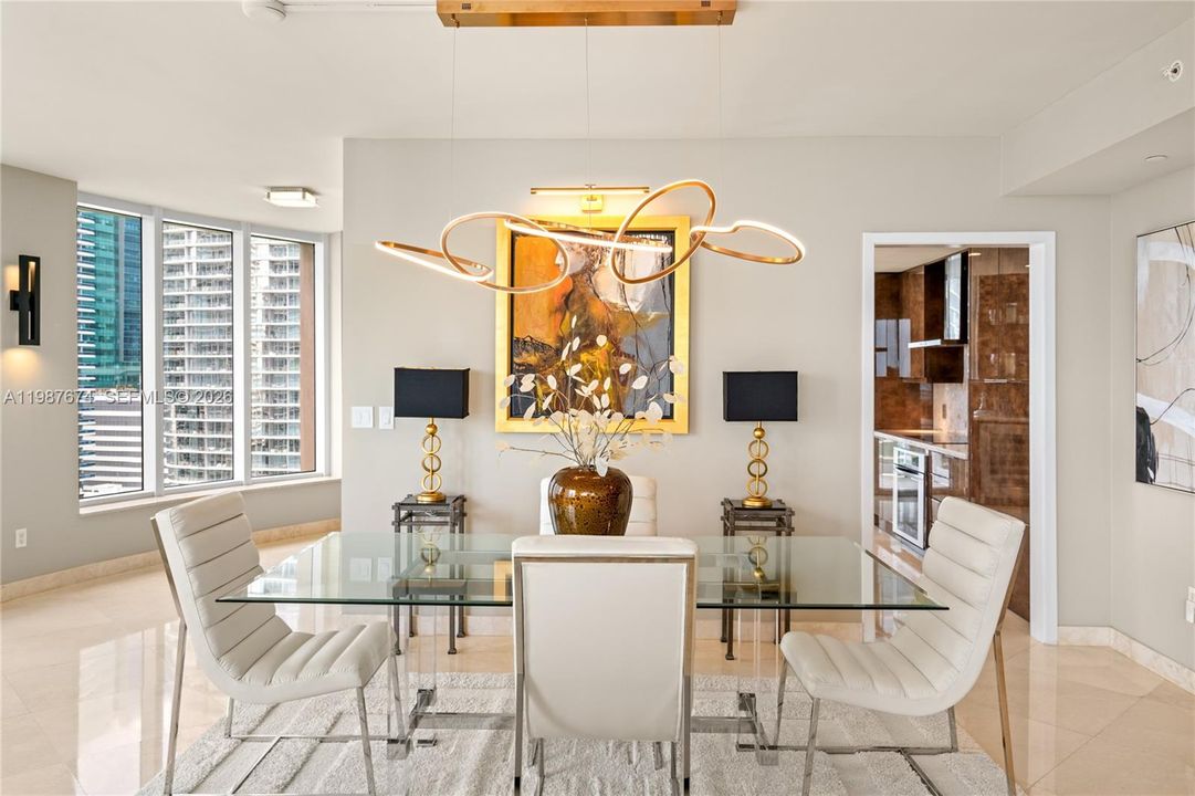 For Sale: $2,695,000 (3 beds, 3 baths, 2591 Square Feet)