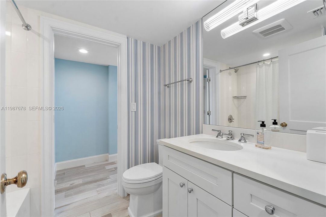 Recently Rented: $18,000 (2 beds, 2 baths, 1395 Square Feet)
