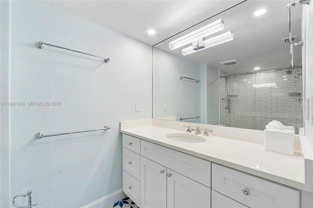Recently Rented: $18,000 (2 beds, 2 baths, 1395 Square Feet)