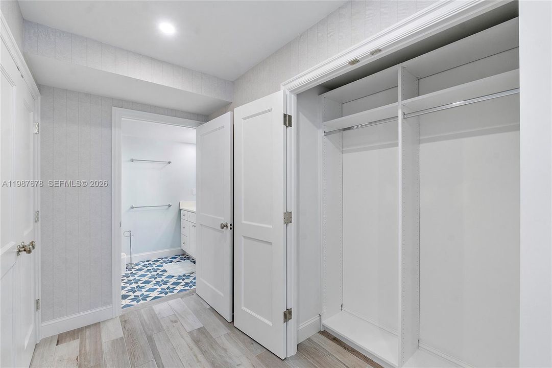 Recently Rented: $18,000 (2 beds, 2 baths, 1395 Square Feet)