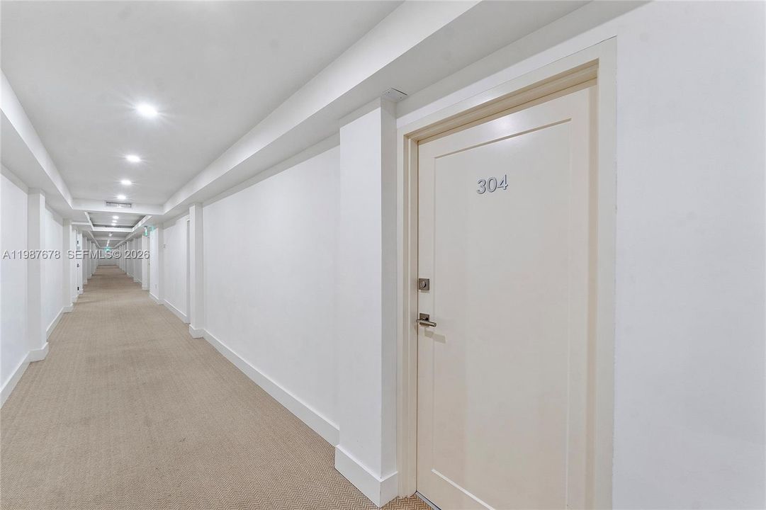 Recently Rented: $18,000 (2 beds, 2 baths, 1395 Square Feet)