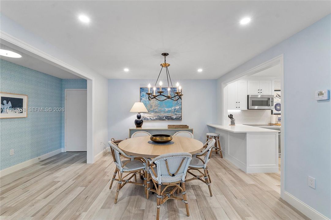Recently Rented: $18,000 (2 beds, 2 baths, 1395 Square Feet)