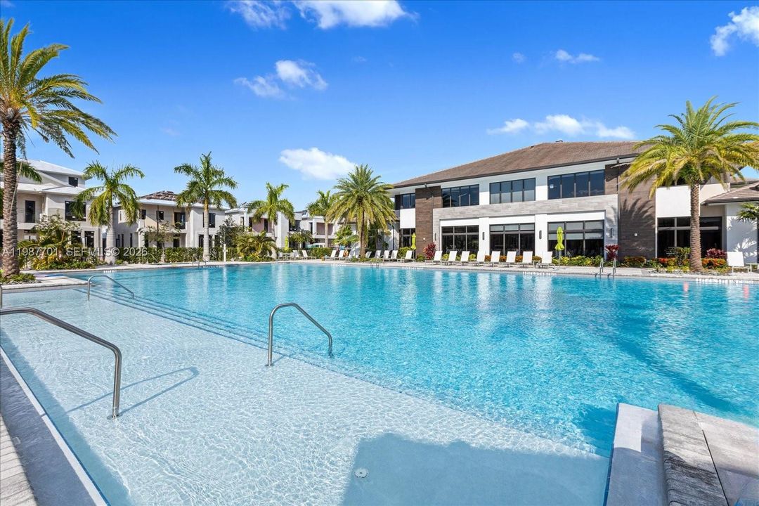 For Sale: $1,110,000 (4 beds, 3 baths, 2863 Square Feet)