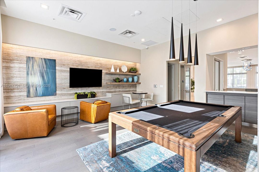 For Sale: $1,110,000 (4 beds, 3 baths, 2863 Square Feet)