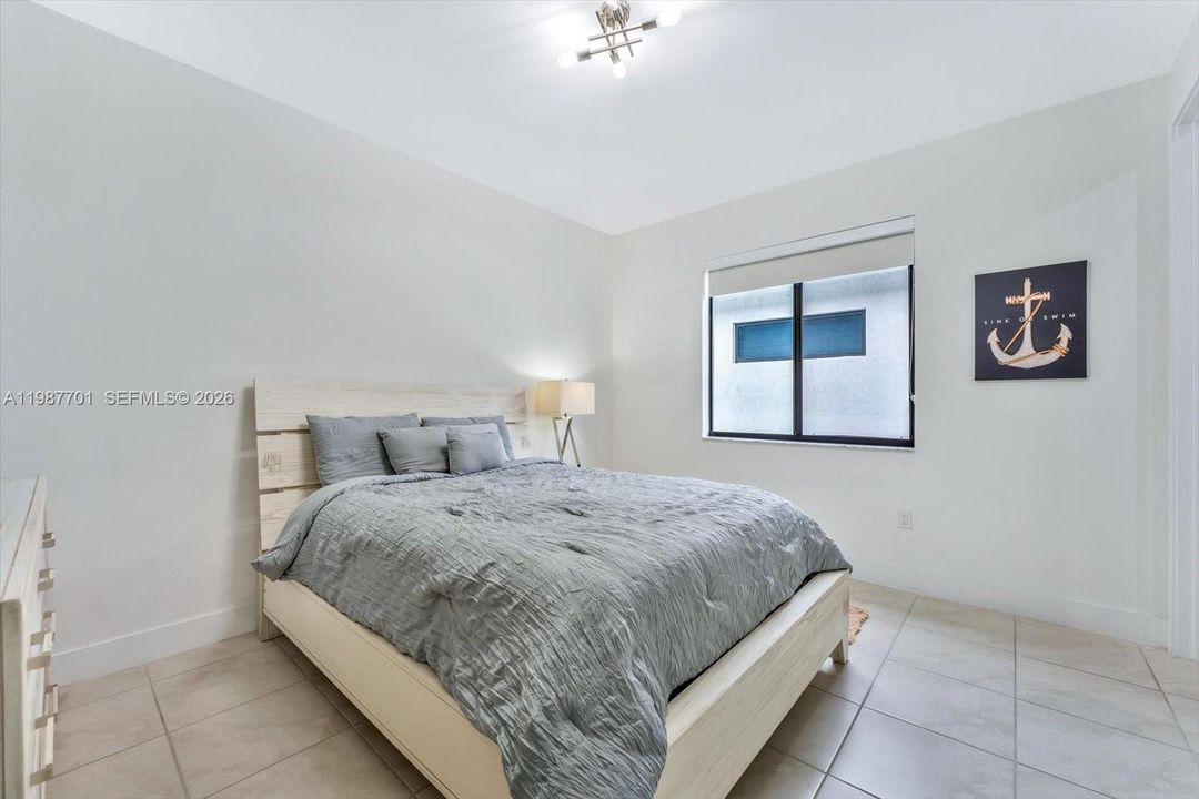 For Sale: $1,110,000 (4 beds, 3 baths, 2863 Square Feet)