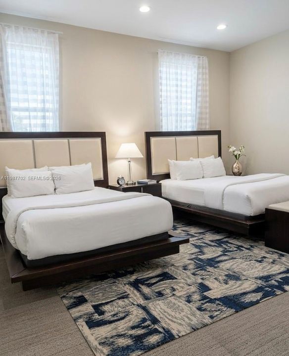 На продажу: $150,000 (1 спален, 2 ванн, 1070 Квадратных фут)