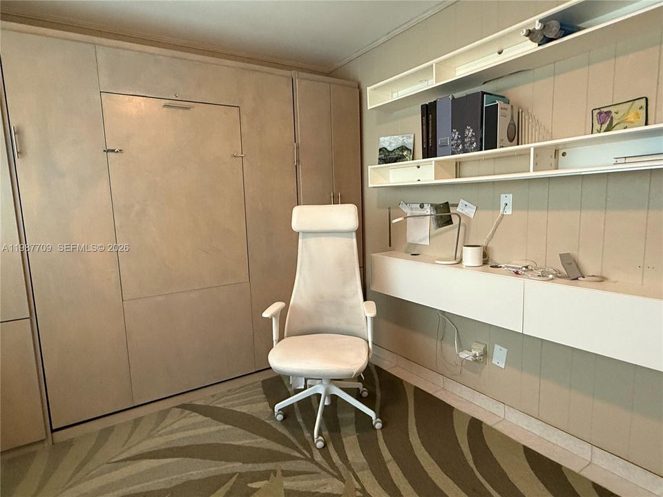 Activo con contrato: $1,298,000 (0 camas, 0 baños, 2640 Pies cuadrados)