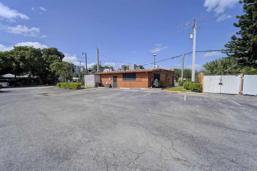 11_600 south dixie highway east, pompano