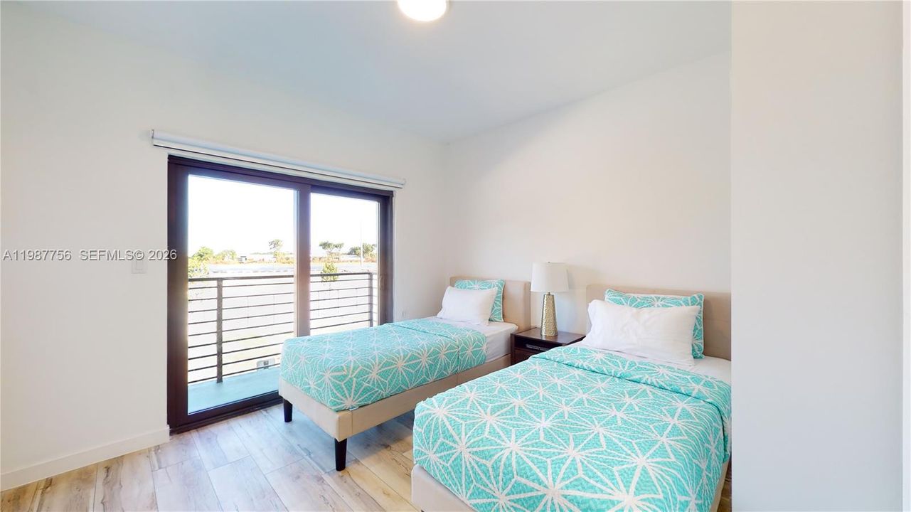 Active With Contract: $2,500 (3 beds, 2 baths, 1478 Square Feet)