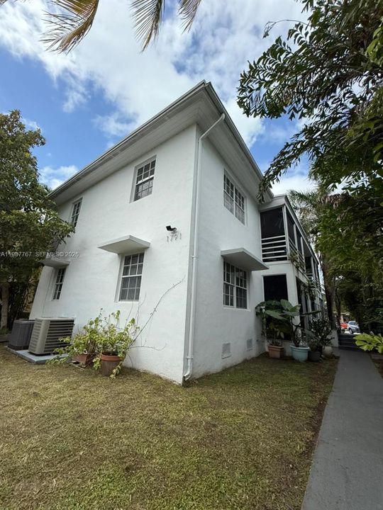 For Sale: $2,350,000 (0 beds, 0 baths, 3872 Square Feet)