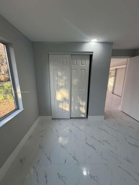 Недавно арендовано: $2,250 (5 спален, 2 ванн, 2112 Квадратных фут)
