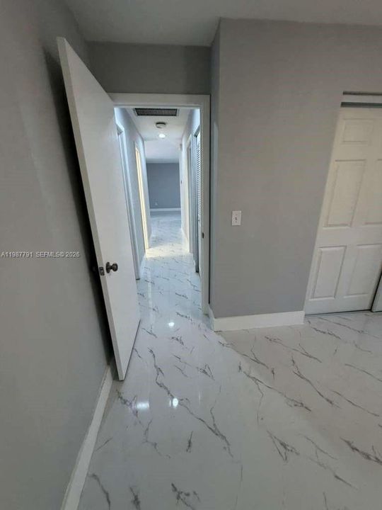 Недавно арендовано: $2,250 (5 спален, 2 ванн, 2112 Квадратных фут)