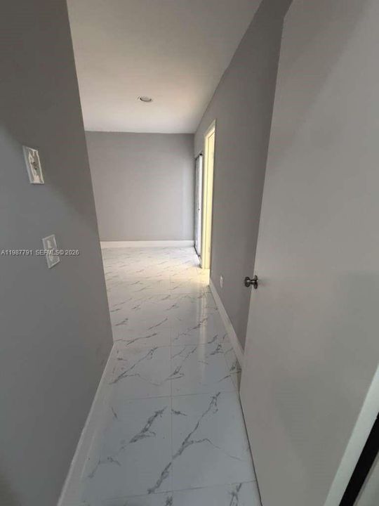 Недавно арендовано: $2,250 (5 спален, 2 ванн, 2112 Квадратных фут)