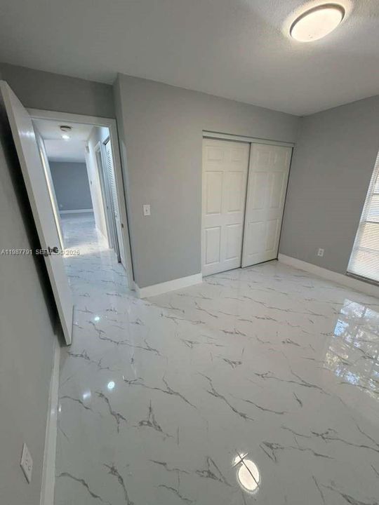 Недавно арендовано: $2,250 (5 спален, 2 ванн, 2112 Квадратных фут)