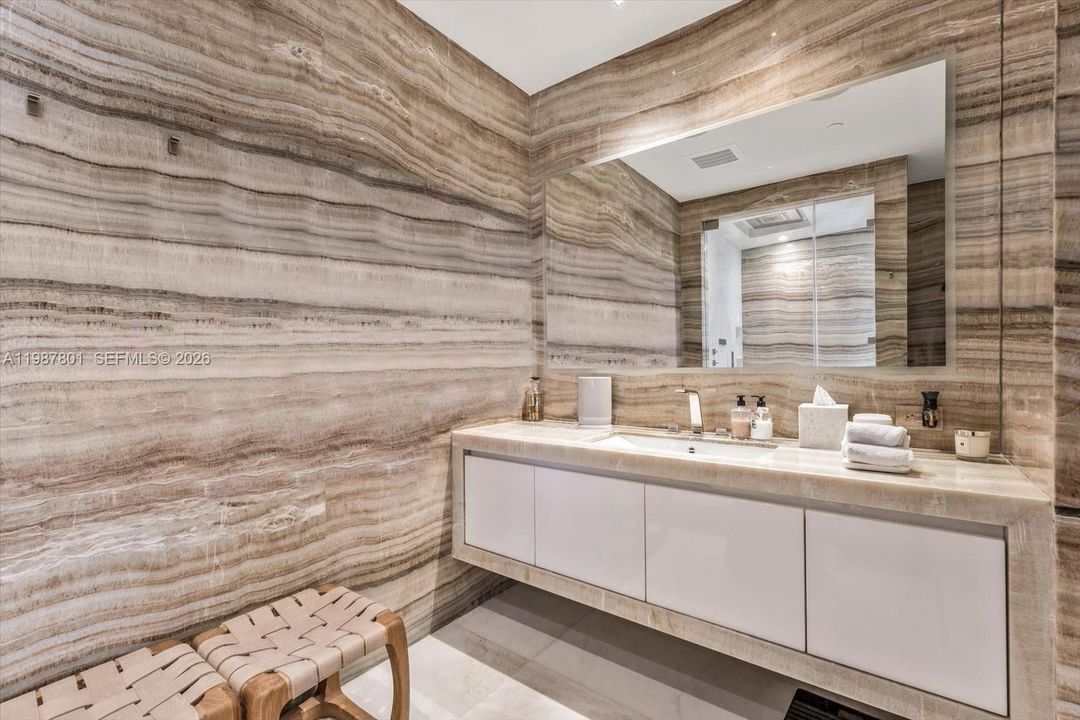 For Sale: $15,750,000 (6 beds, 8 baths, 4965 Square Feet)