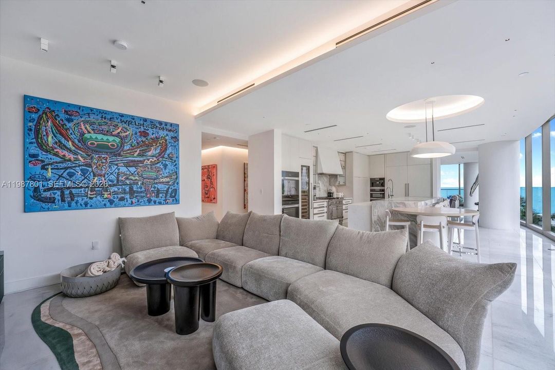 For Sale: $15,750,000 (6 beds, 8 baths, 4965 Square Feet)