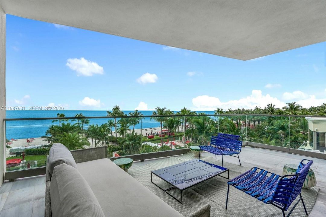 For Sale: $15,750,000 (6 beds, 8 baths, 4965 Square Feet)