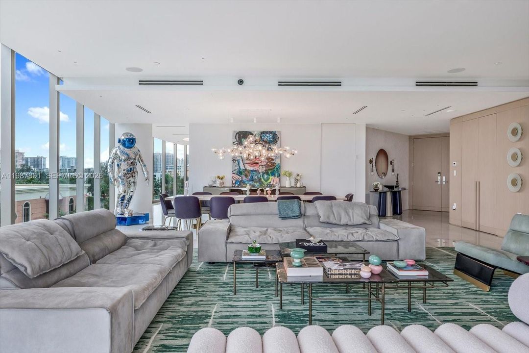 For Sale: $15,750,000 (6 beds, 8 baths, 4965 Square Feet)