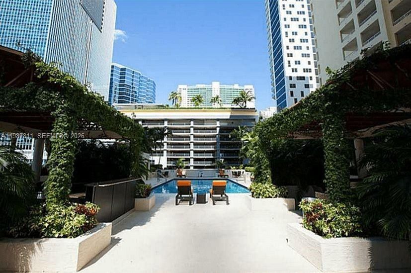 En Venta: $335,000 (1 camas, 1 baños, 640 Pies cuadrados)