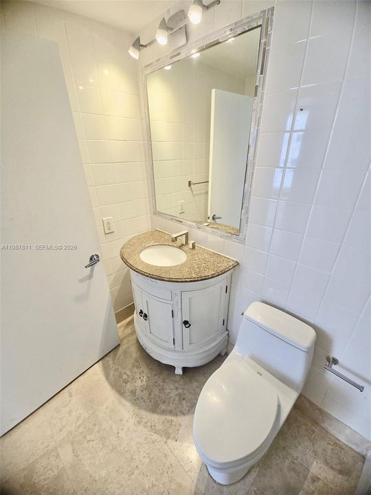 En Venta: $335,000 (1 camas, 1 baños, 640 Pies cuadrados)