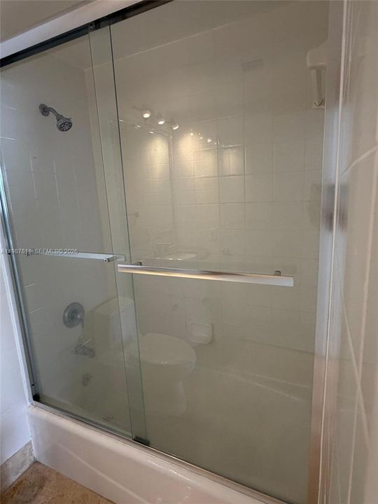 En Venta: $335,000 (1 camas, 1 baños, 640 Pies cuadrados)