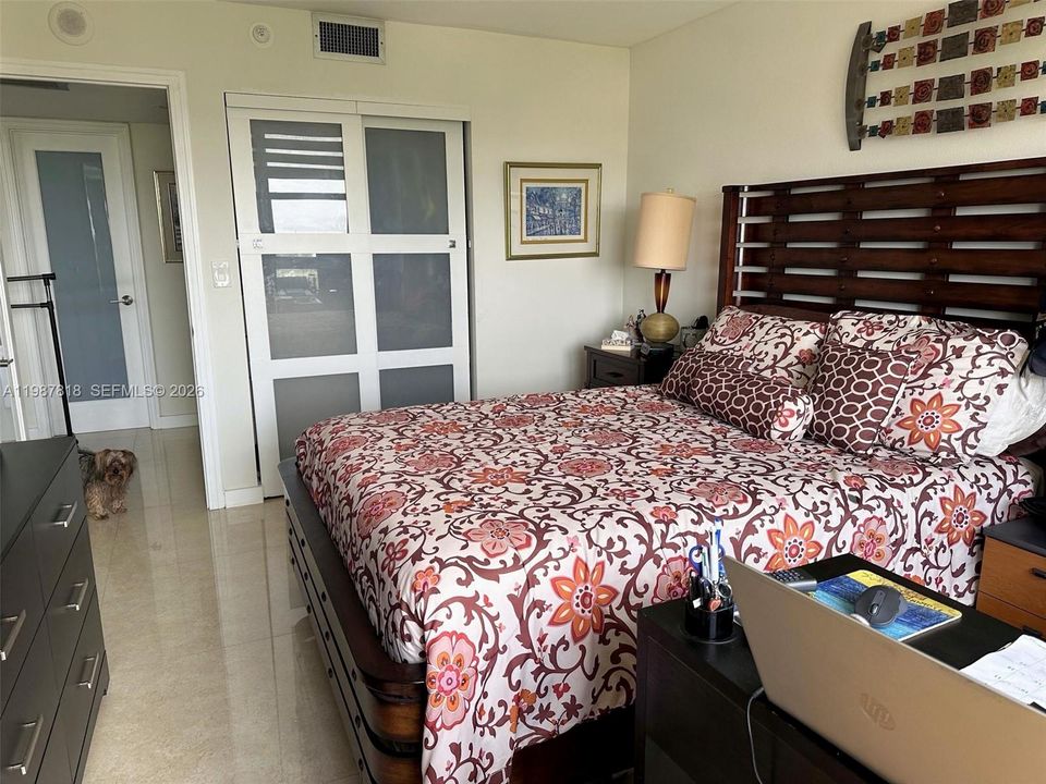 For Sale: $739,000 (3 beds, 2 baths, 1913 Square Feet)