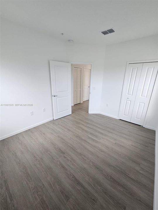 В аренду: $2,325 (3 спален, 2 ванн, 0 Квадратных фут)