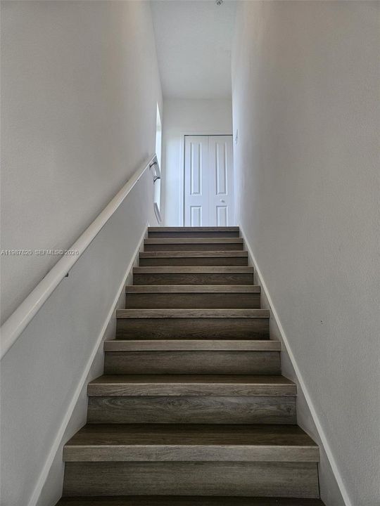 В аренду: $2,325 (3 спален, 2 ванн, 0 Квадратных фут)