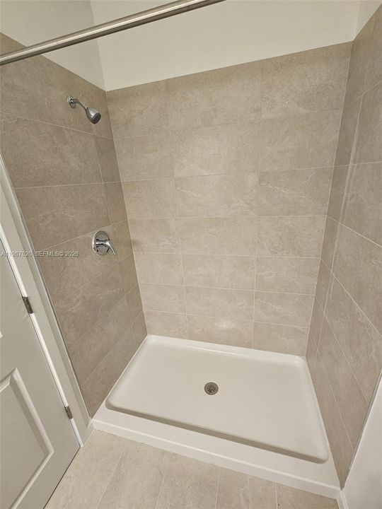 В аренду: $2,325 (3 спален, 2 ванн, 0 Квадратных фут)