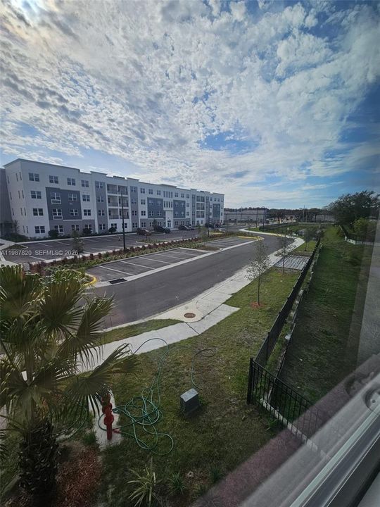 В аренду: $2,325 (3 спален, 2 ванн, 0 Квадратных фут)
