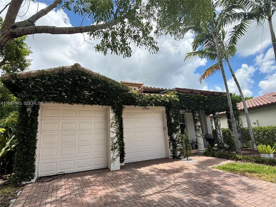 front house 2/ car garage