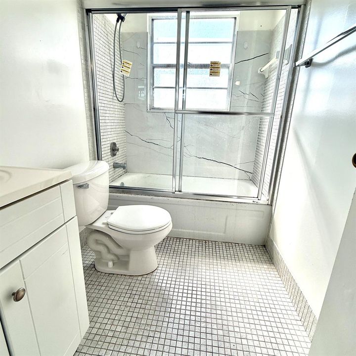 Main Bath