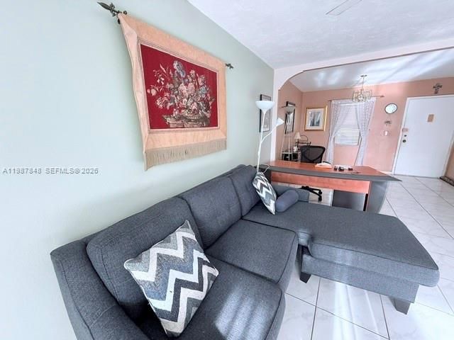 For Sale: $80,000 (1 beds, 1 baths, 748 Square Feet)
