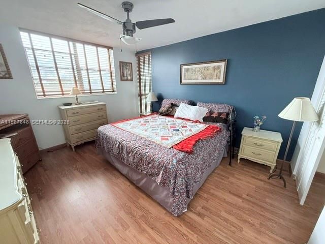 For Sale: $80,000 (1 beds, 1 baths, 748 Square Feet)