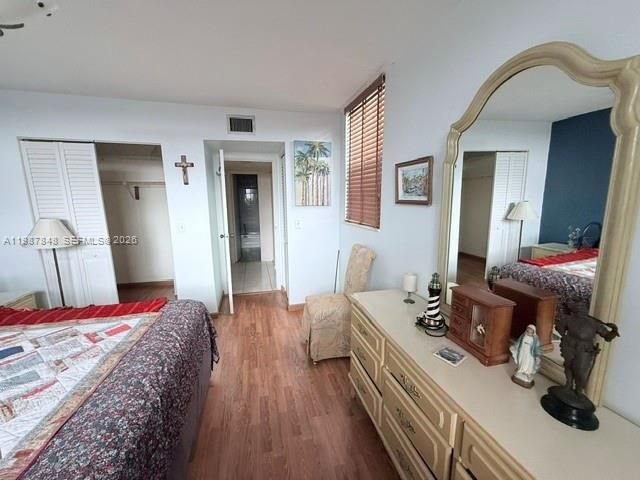 For Sale: $80,000 (1 beds, 1 baths, 748 Square Feet)