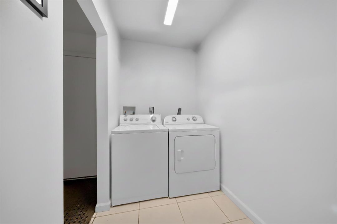 laundry1.jpg-FULL