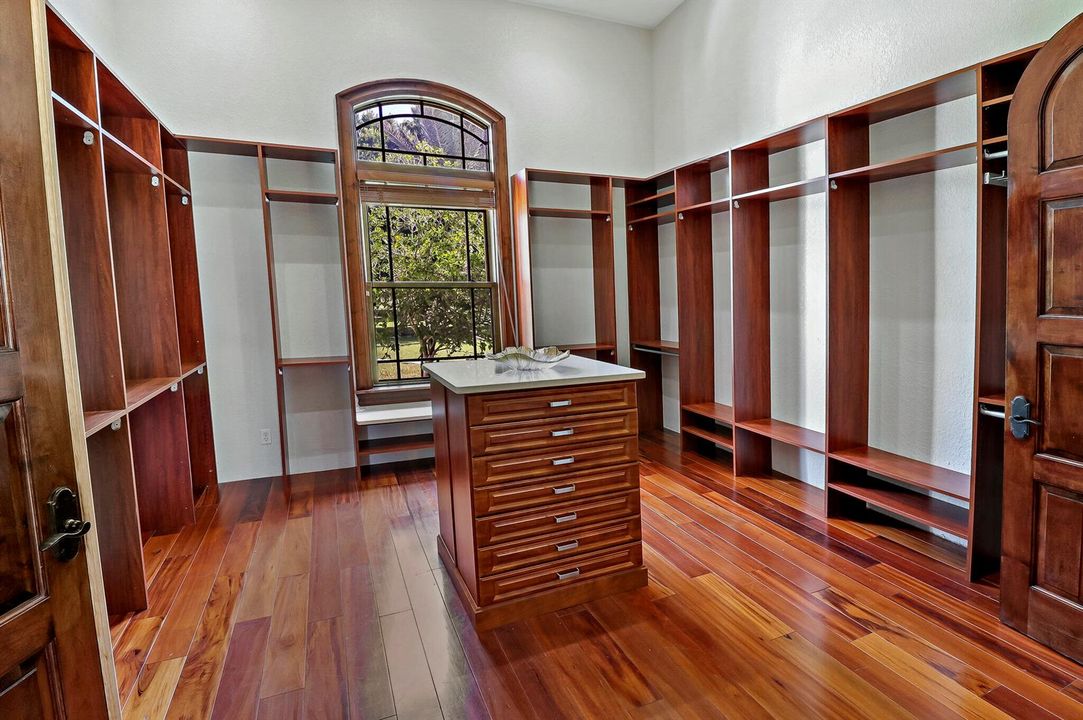 4 Primary Suite (6)
