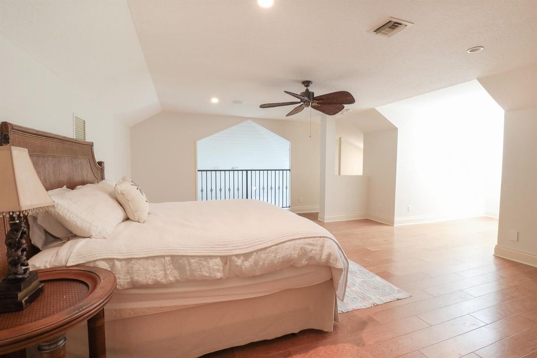 14 Loft