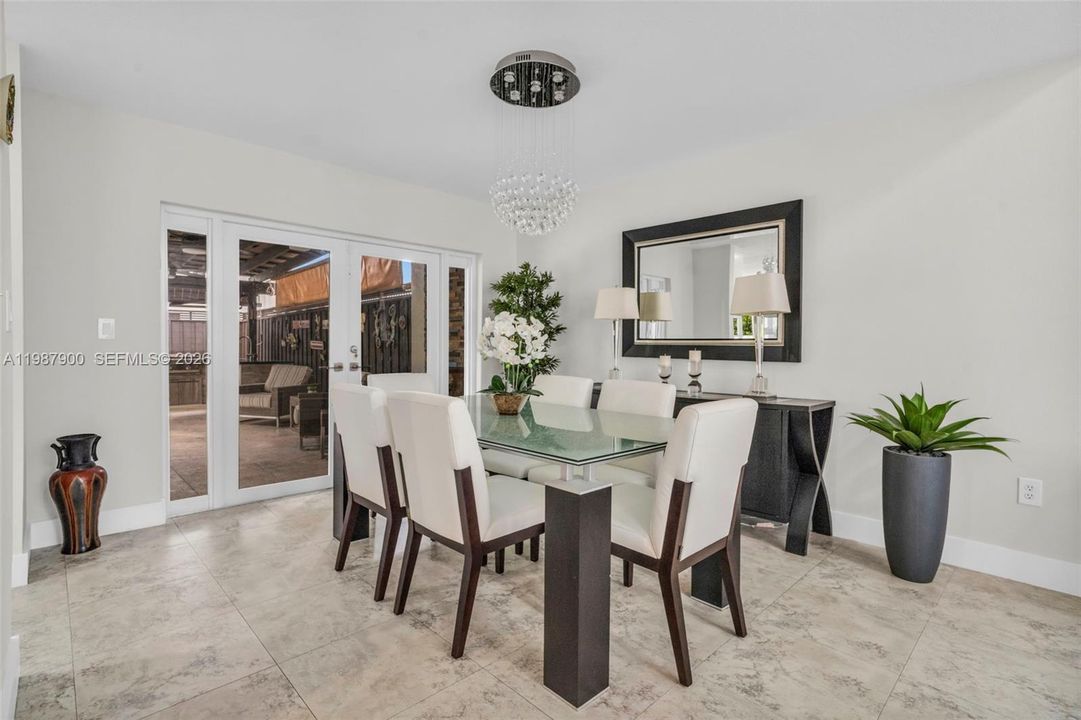 Recently Sold: $829,000 (4 beds, 3 baths, 2096 Square Feet)