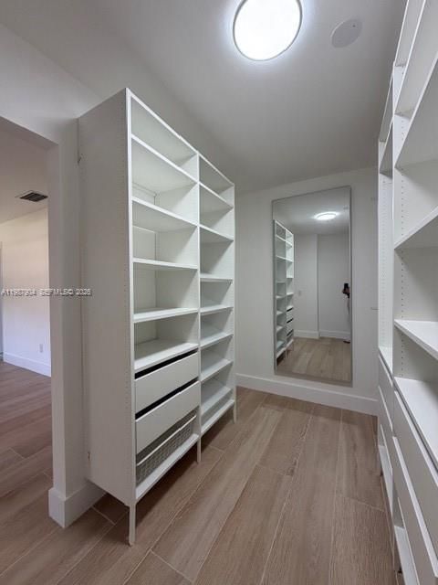 На продажу: $649,900 (5 спален, 3 ванн, 1990 Квадратных фут)