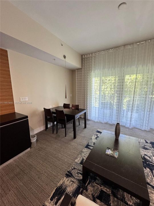 На продажу: $120,000 (1 спален, 1 ванн, 705 Квадратных фут)