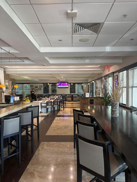 На продажу: $120,000 (1 спален, 1 ванн, 705 Квадратных фут)