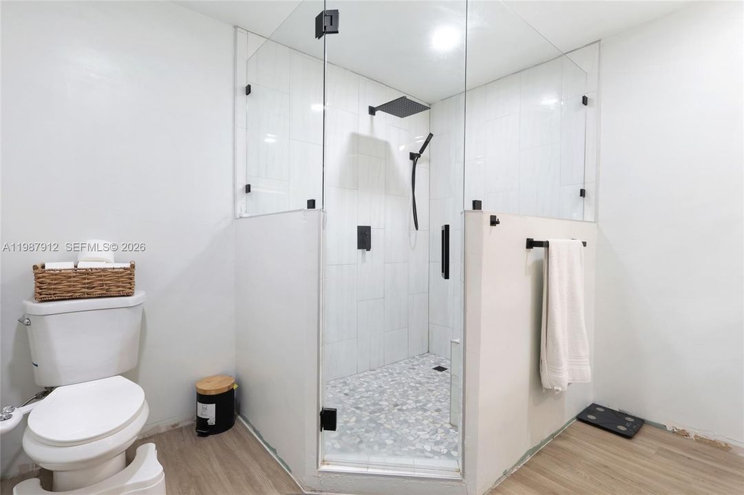 На продажу: $385,000 (2 спален, 2 ванн, 1310 Квадратных фут)