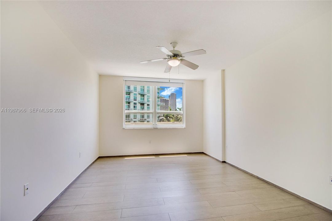 En Venta: $380,000 (1 camas, 1 baños, 747 Pies cuadrados)