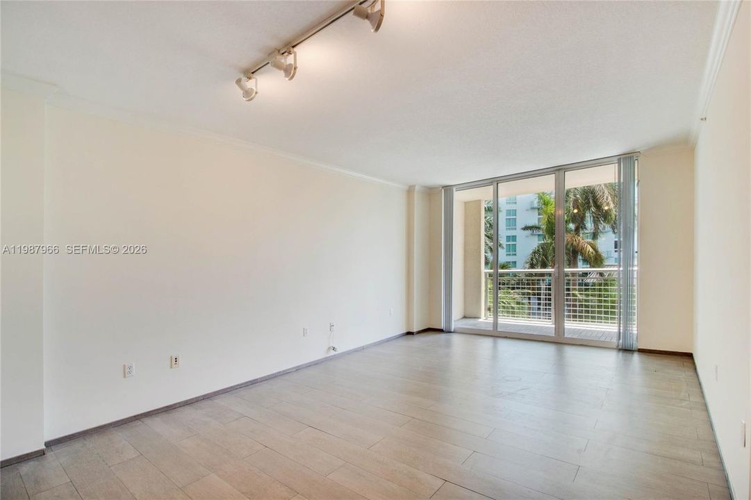 En Venta: $380,000 (1 camas, 1 baños, 747 Pies cuadrados)