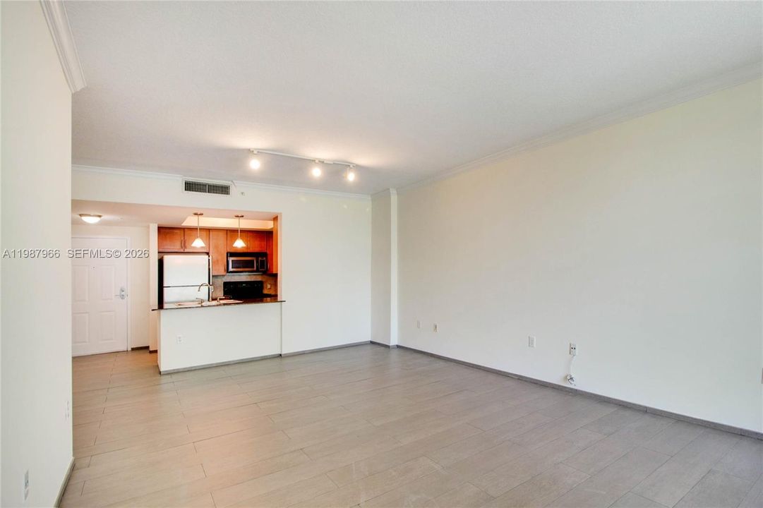 En Venta: $380,000 (1 camas, 1 baños, 747 Pies cuadrados)