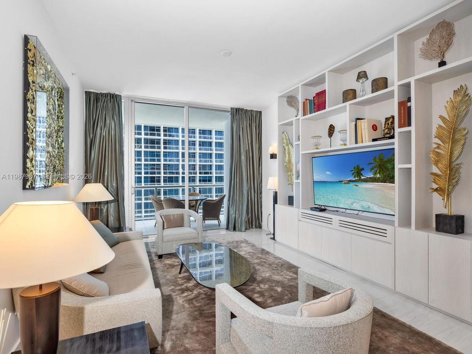 Active With Contract: $9,500 (2 beds, 2 baths, 1255 Square Feet)